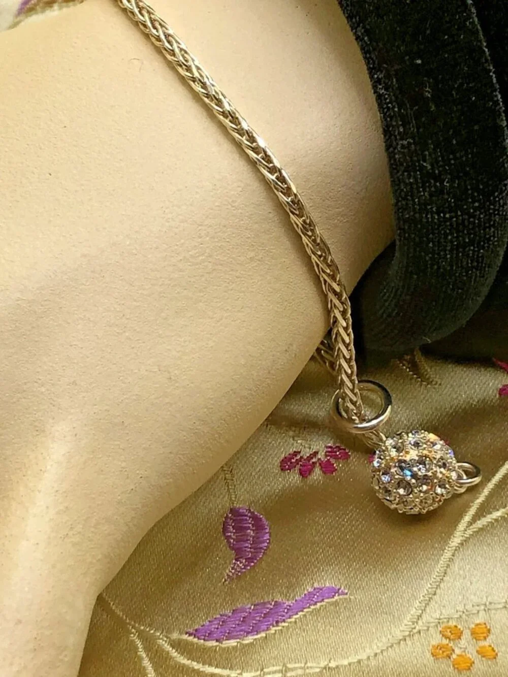 8 inch sterling silver lariat slide bracelet with rhinestone glitter ball. 8+ gr